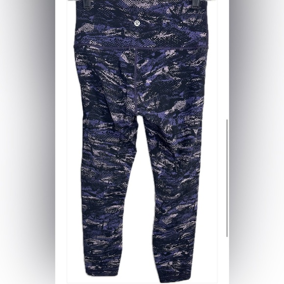 Lululemon Wunder Under High Rise 7/8 Full-On Luxtreme Tights Size 6 - Picture 4 of 8